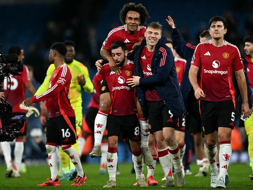 Manchester United’s Dramatic Late Win in Manchester Derby