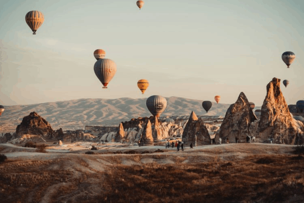 Turkey Hot Air Balloon Accident Injures 12 Indonesians, Kills Pilot Hot Air Balloon Crash in Turkey Injures 12 Indonesians, Kills Pilot